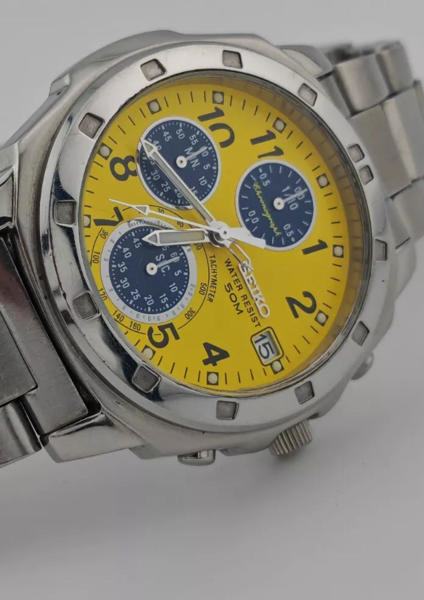 1B Seiko Sports Chronograph 40mm Rare Dial