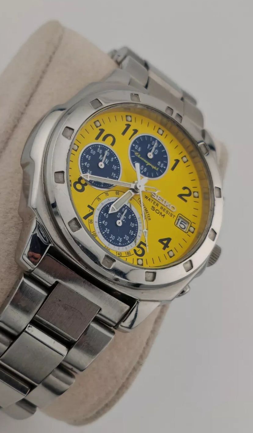 1B Seiko Sports Chronograph 40mm Rare Dial